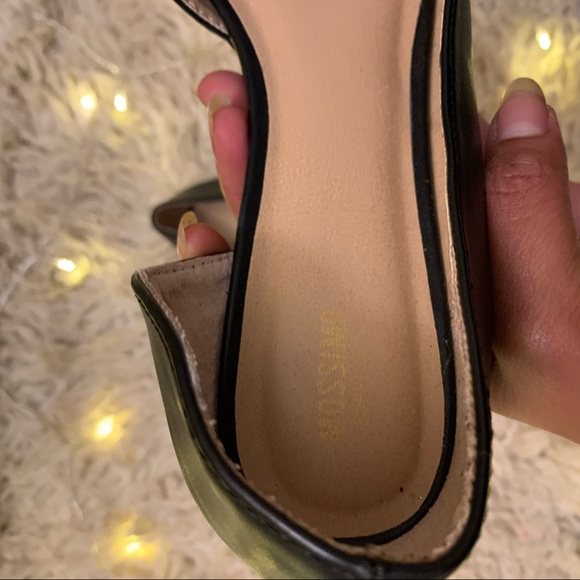 Mossimo 🌻 Pointy Toe Flats✨ - Picture 4 of 5